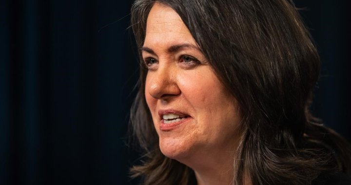 Alberta passes sovereignty act, but first strips out sweeping powers to cabinet