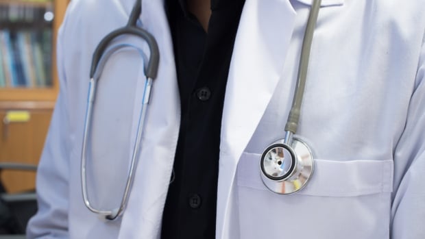 College of Family Physicians backs down on 3rd year of training amid outcry